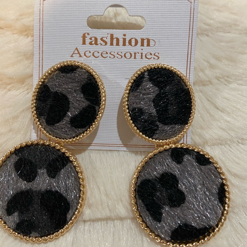 Earings